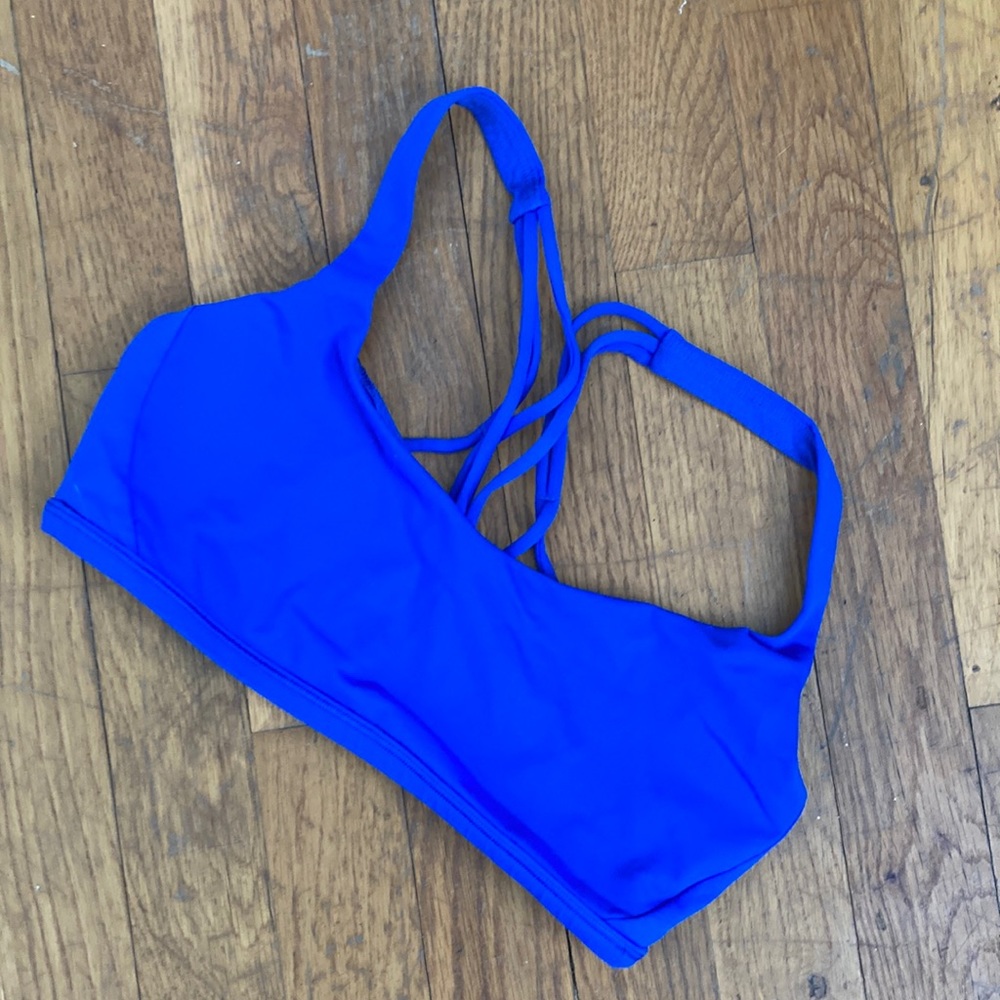 Lululemon sport bra top size 6